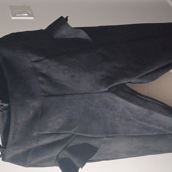 NEW CQ BY CQ SUEDE BLACK SZ MEDIUM PANTS. STRETCH SUEDE MATERIAL - Picture 2 of 4